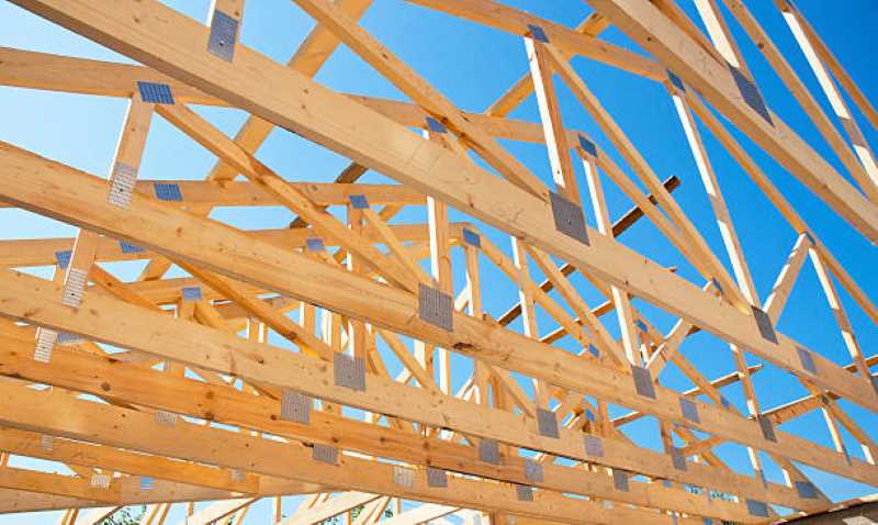 manufactured roof trusses